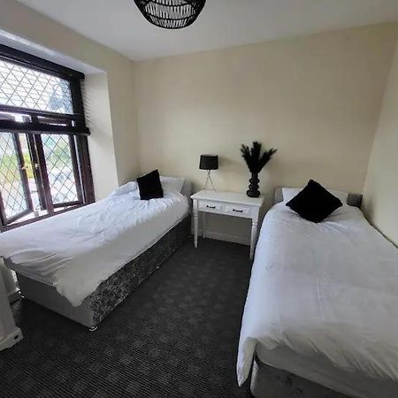 The Dublin Packet - Twin Room 1 Holyhead Zewnętrze zdjęcie